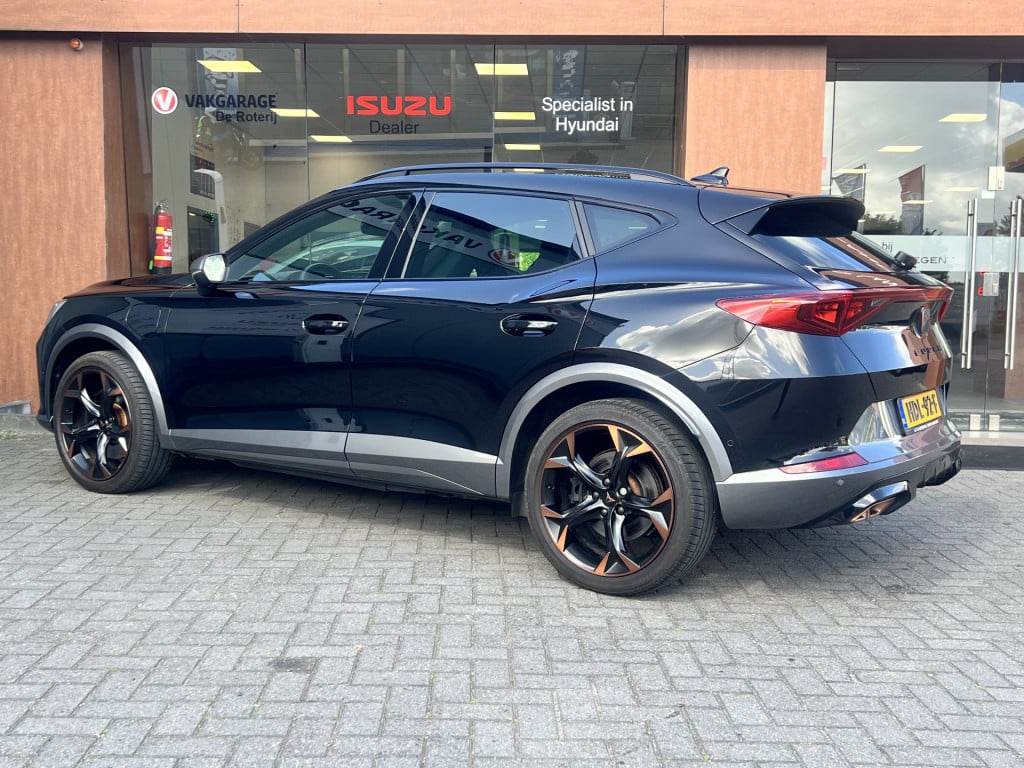 Cupra Formentor 1.4 e-hybrid vz performance | 245 pk | 360 camera's | apple