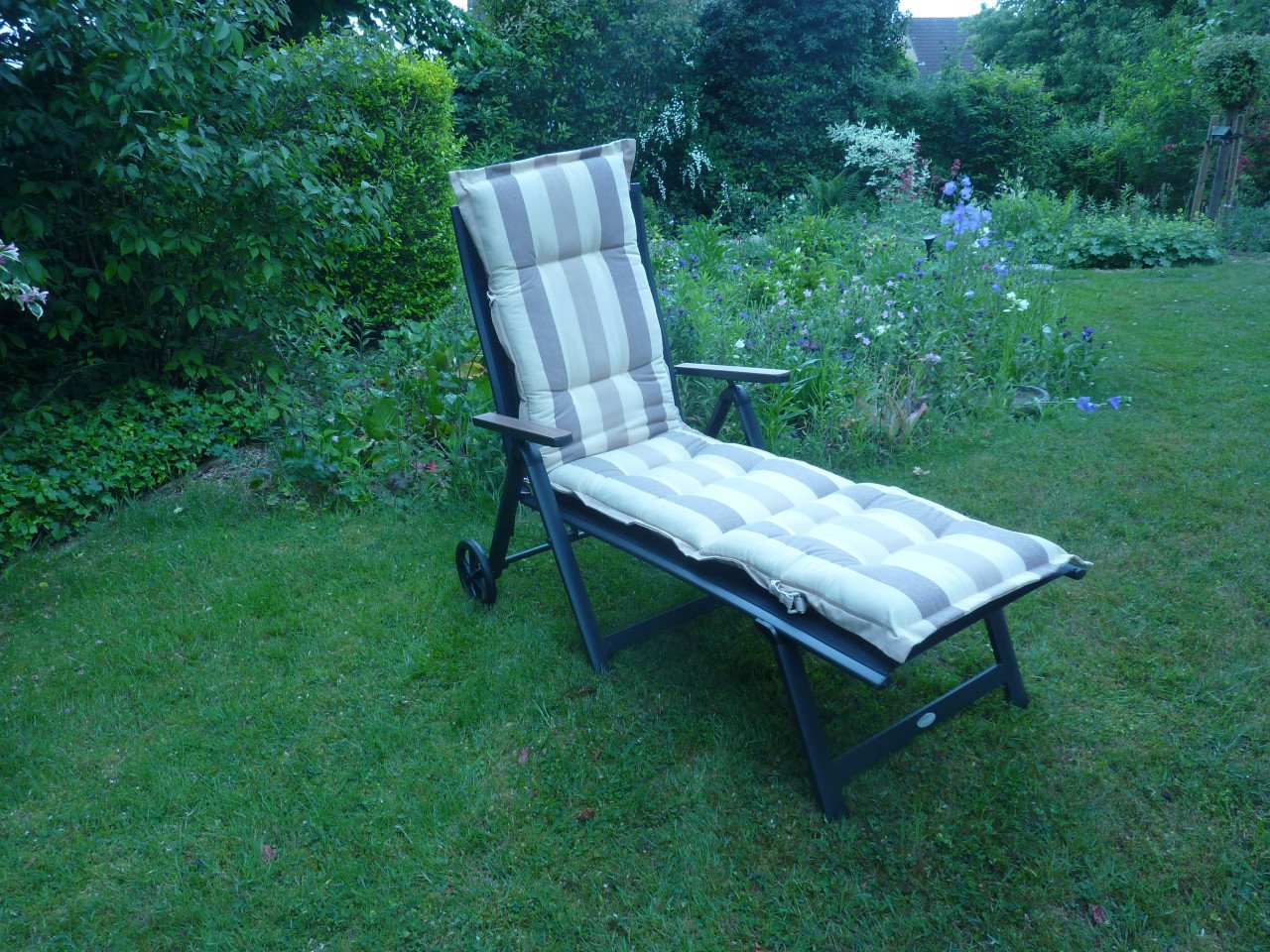 Ligbed Jutlandia met kussen