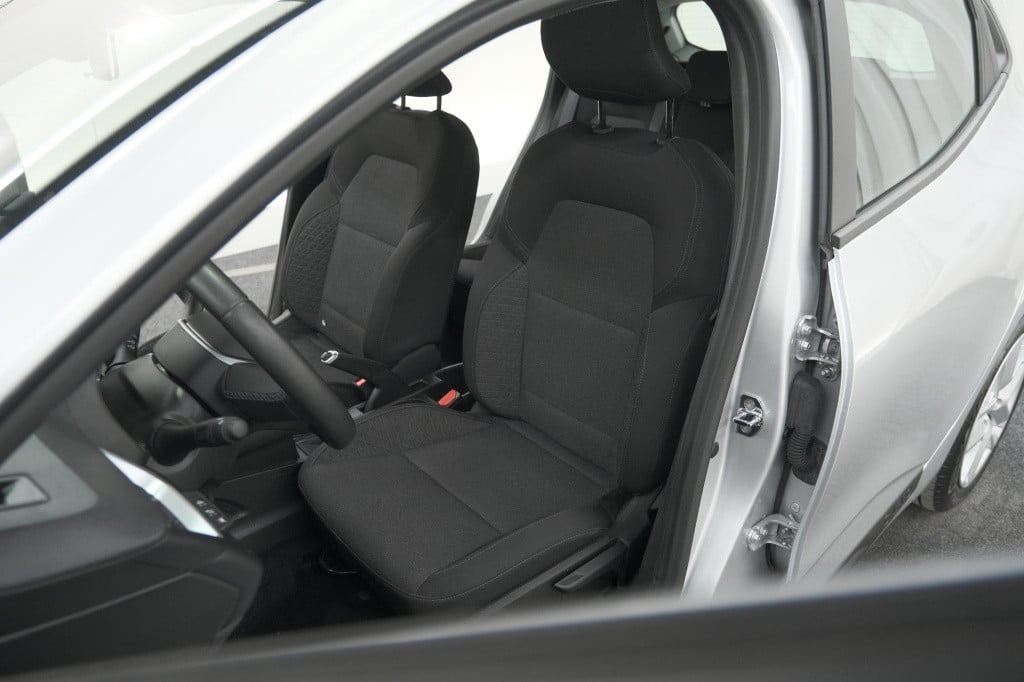 Renault Clio tce 90 zen | navigatie | elektrische ramen | apple carplay