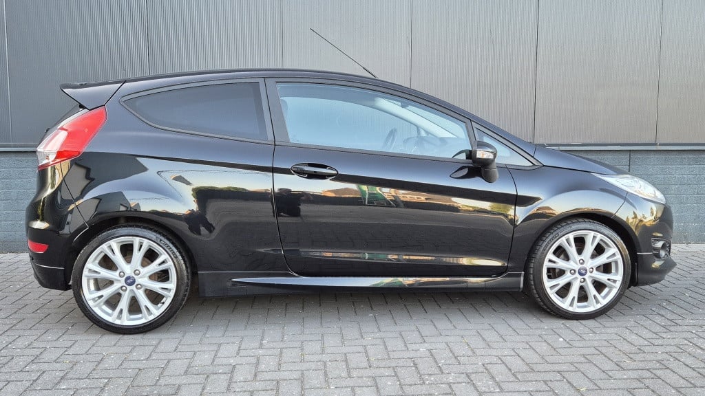 Ford Fiesta 1.0 ecoboost. sport*navi*airco*pdc*lmv*nap*
