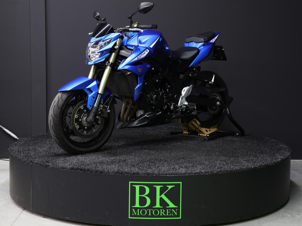 GSR 750 A