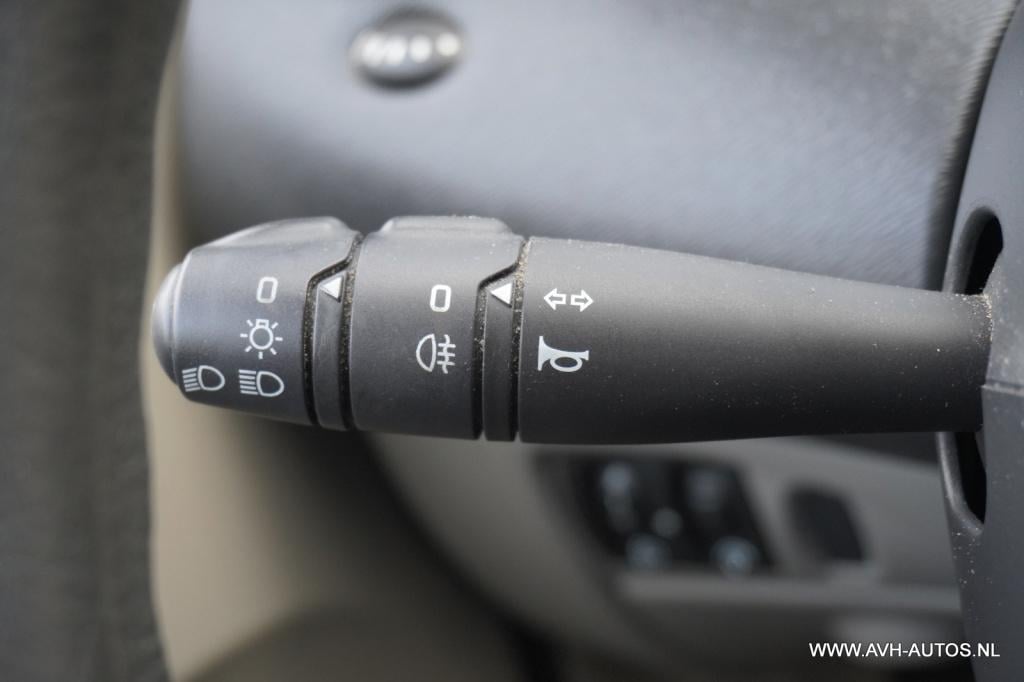 Renault Twingo 1.2 authentique