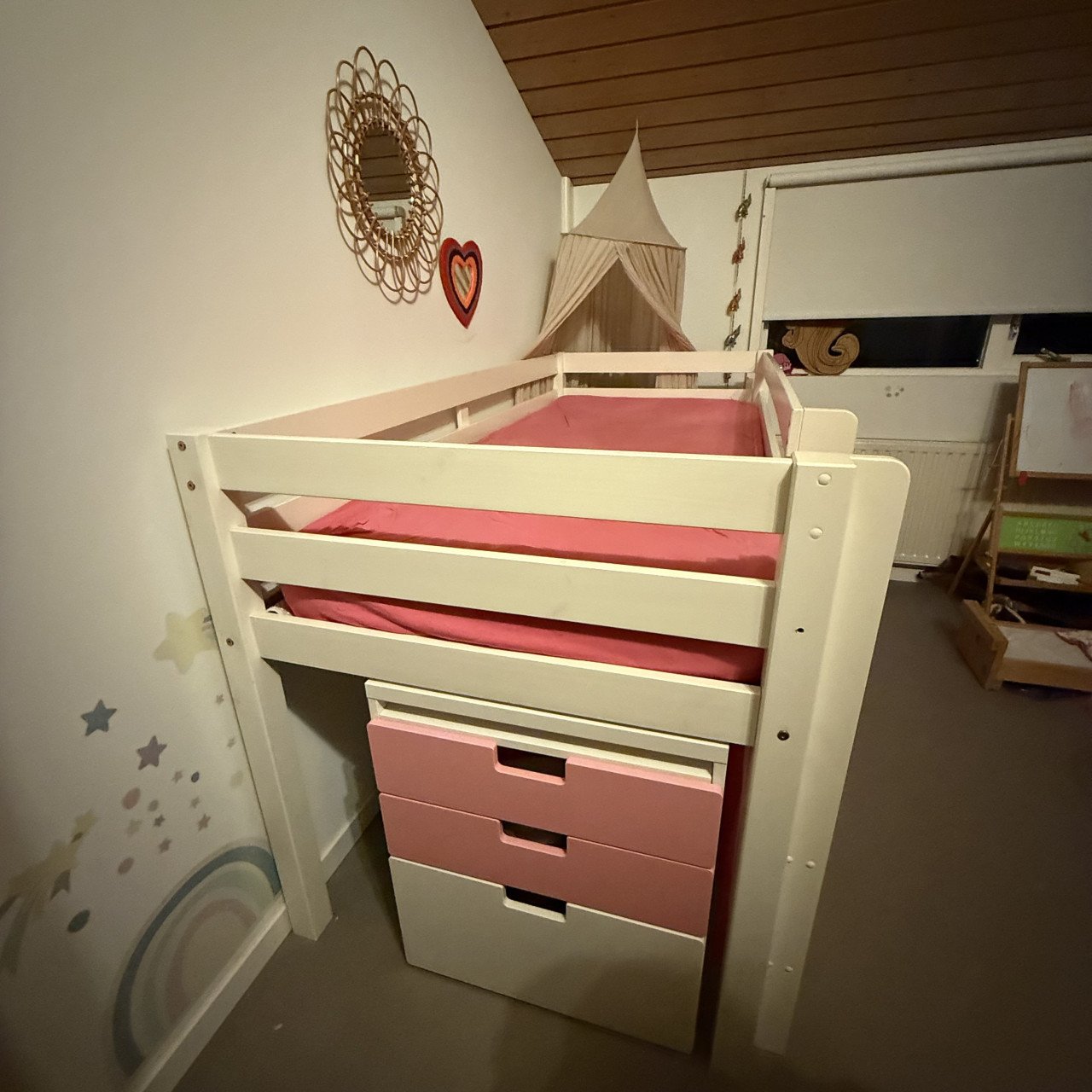 Half hoogslaper degelijk bed