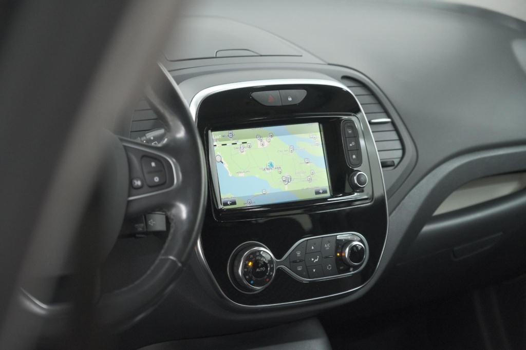 Renault Captur tce 150 edc intens | panoramadak | camera | allseason banden