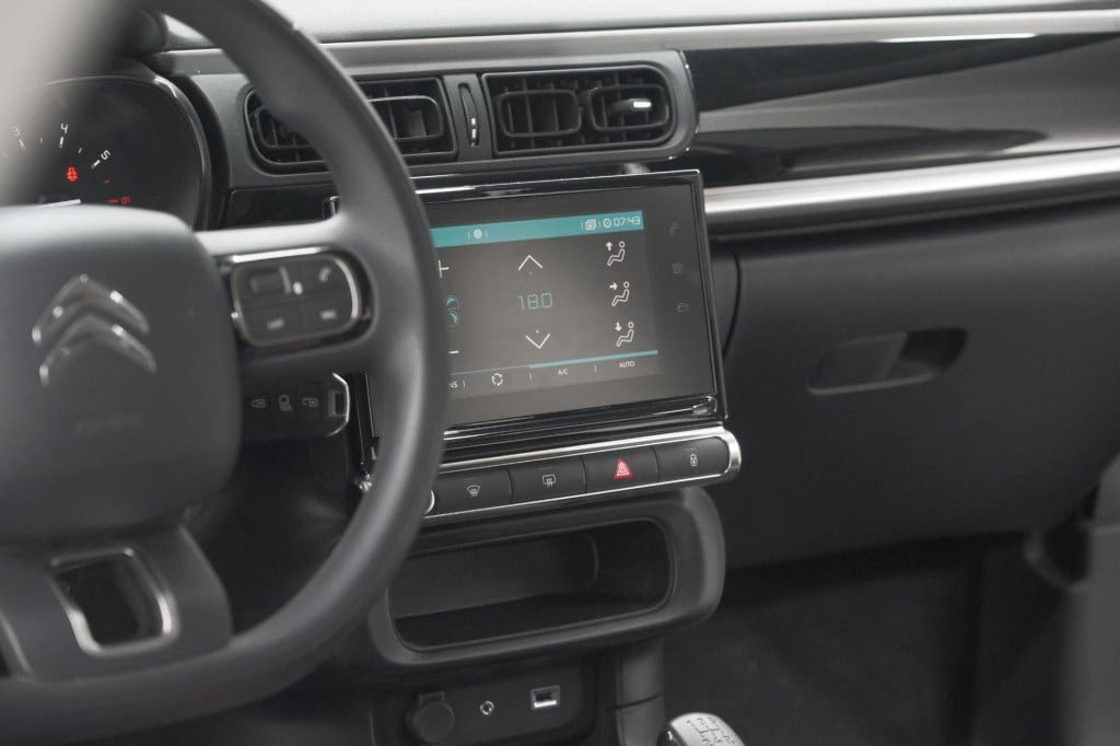 Citroen C3 puretech 82 feel edition | parkeersensoren | navigatie | apple c