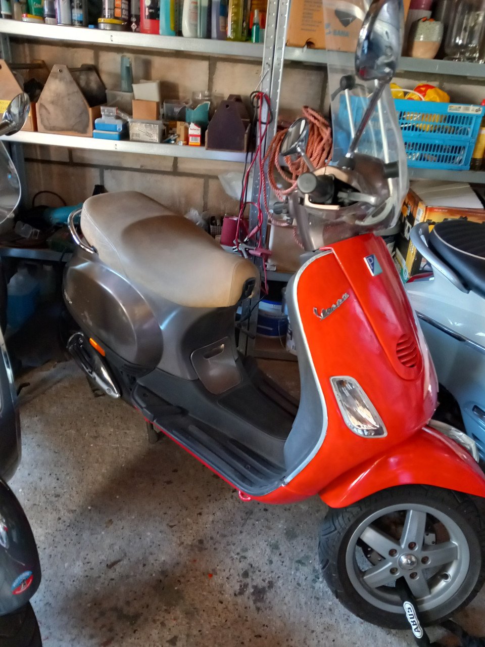 Vespa snorscooter