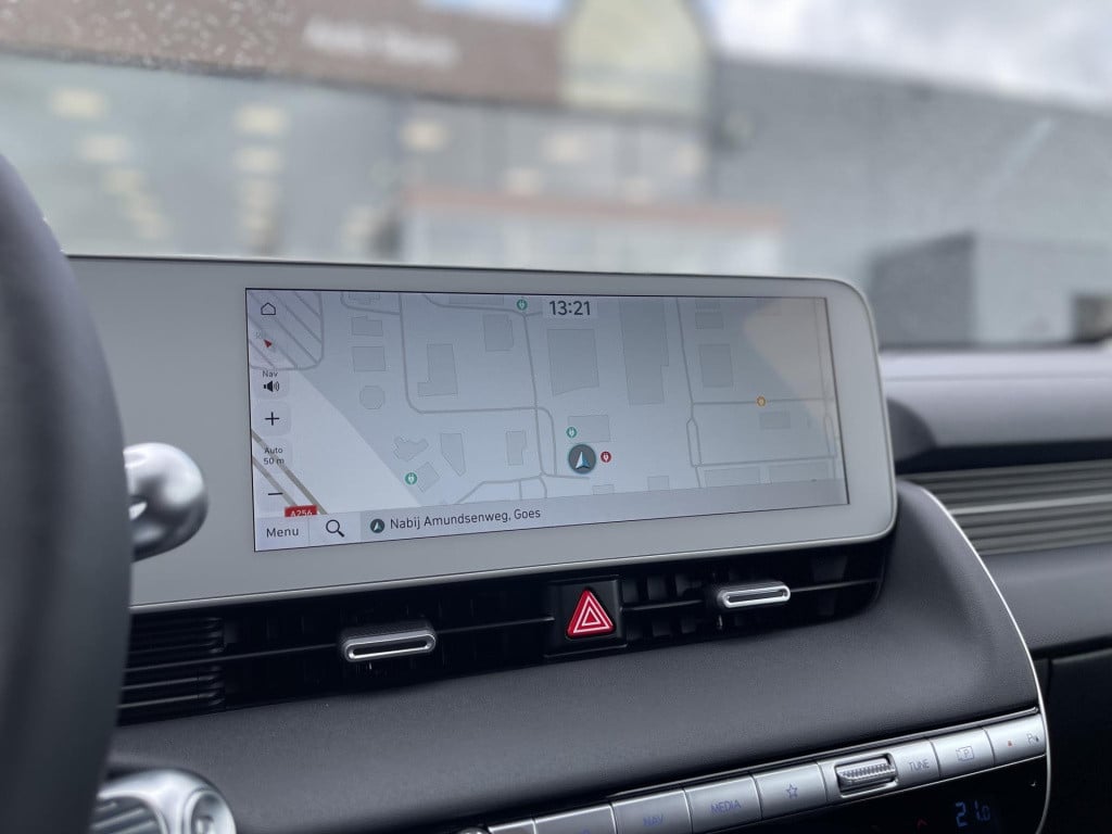Hyundai Ioniq 5 connect+ 77.4 kwh hyundai ioniq 5 connect+ 77 kwh