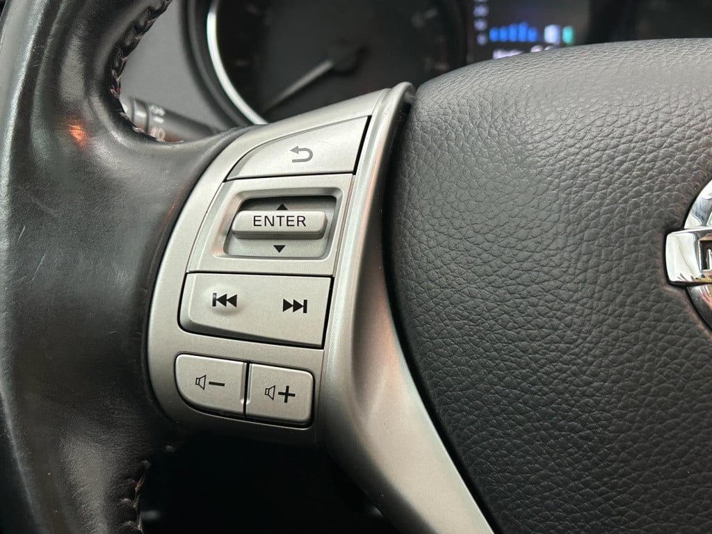 Nissan Qashqai occasion 1.2 connect edition | tweedehands nissan qashqai | 