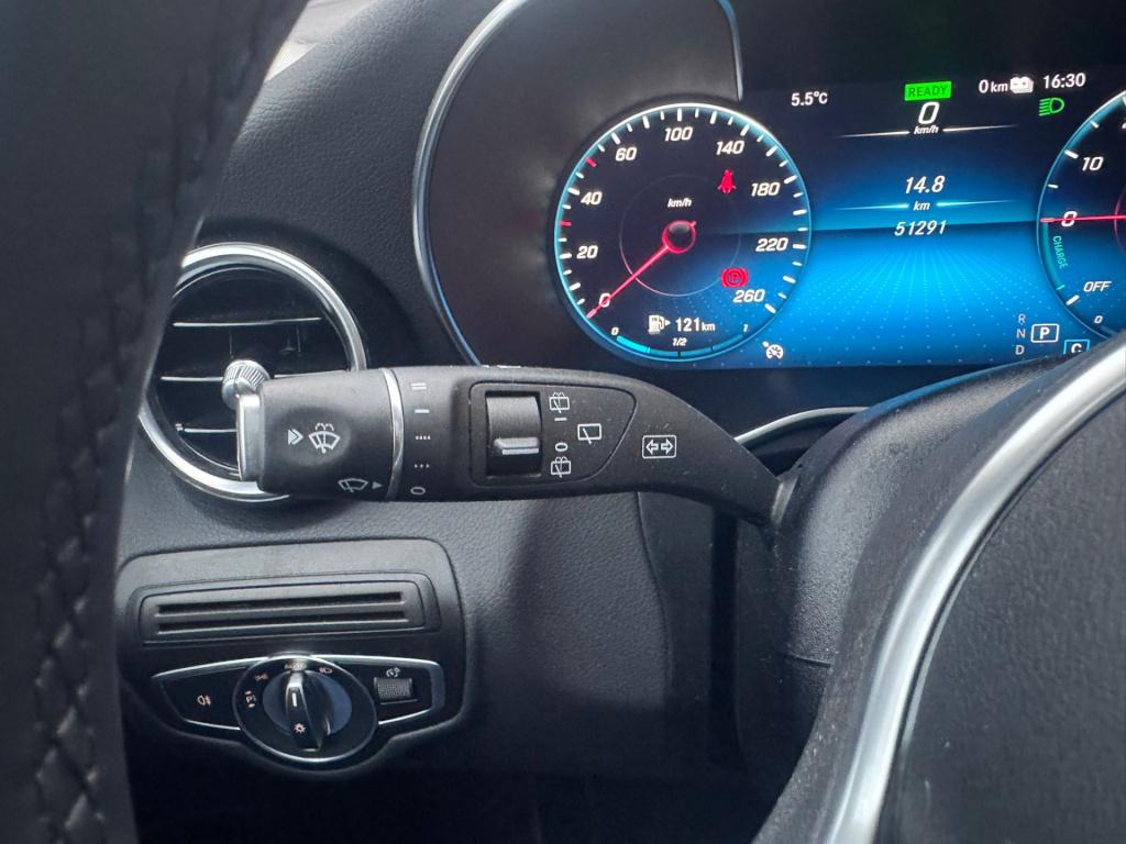 Mercedes-Benz Glc 300e 4matic business solution