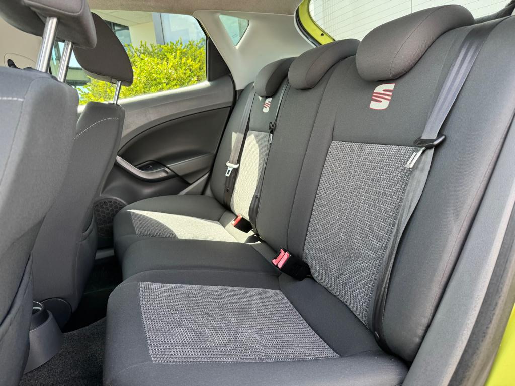 Seat Ibiza 1.4 stylance * carplay * airco * nieuwe apk * pdc