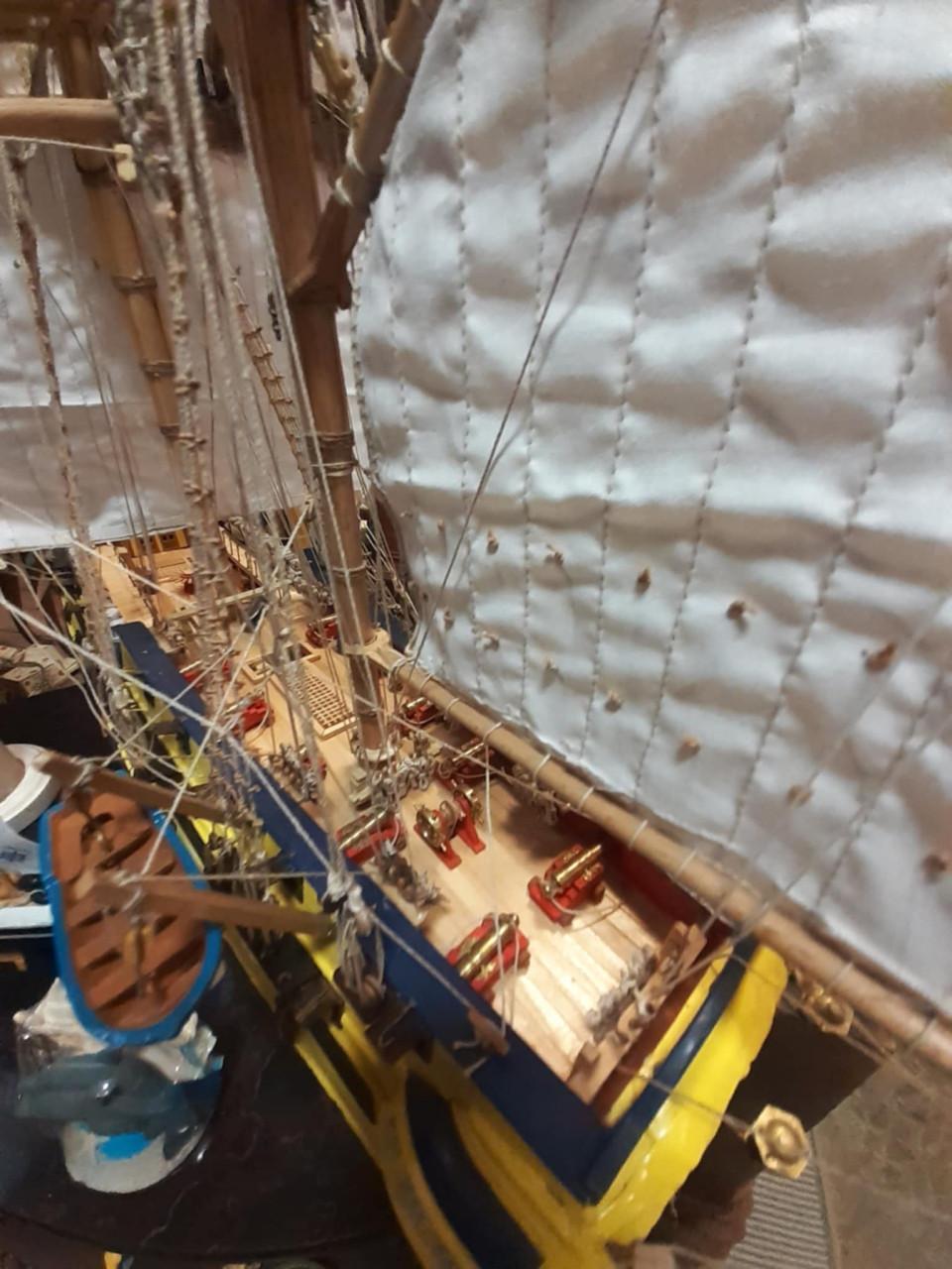 Scheepsmodel Serapis    engels linieschip