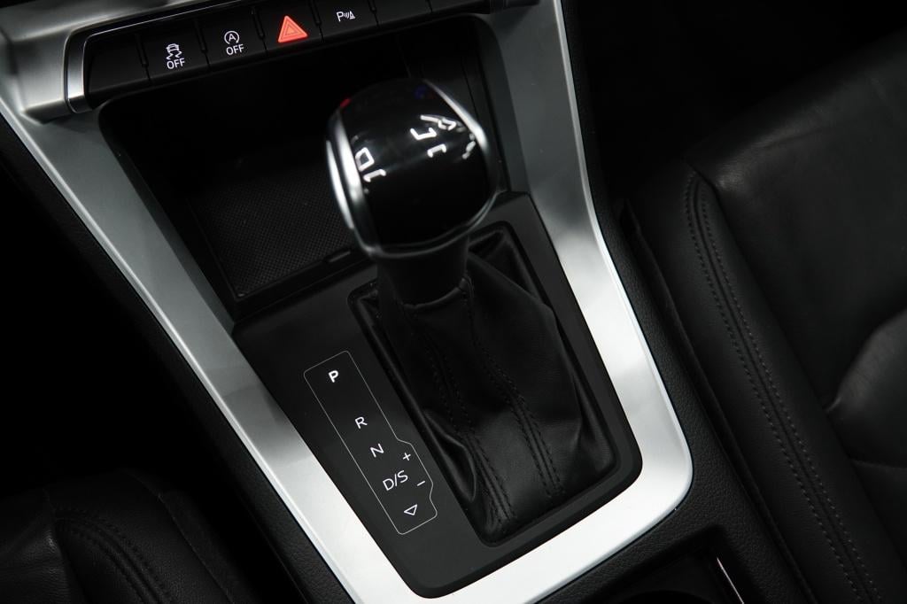 Audi Q3 35 tfsi pro line | keyless | led | camera |