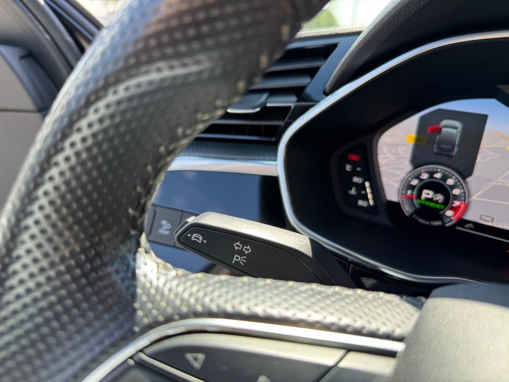Audi Q3 sportback 40 tfsi quattro s edition * matrix led * keyless * camera