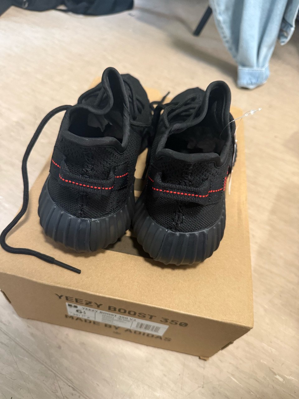 Adidas yeezy boost 350 v2 bred maat 39 1/3
