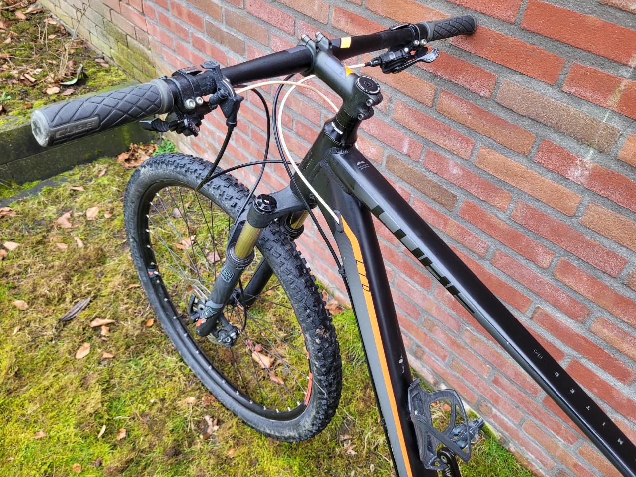 Cube LTD Pro 2017 Mountainbike – goed onderhouden, rijklaar