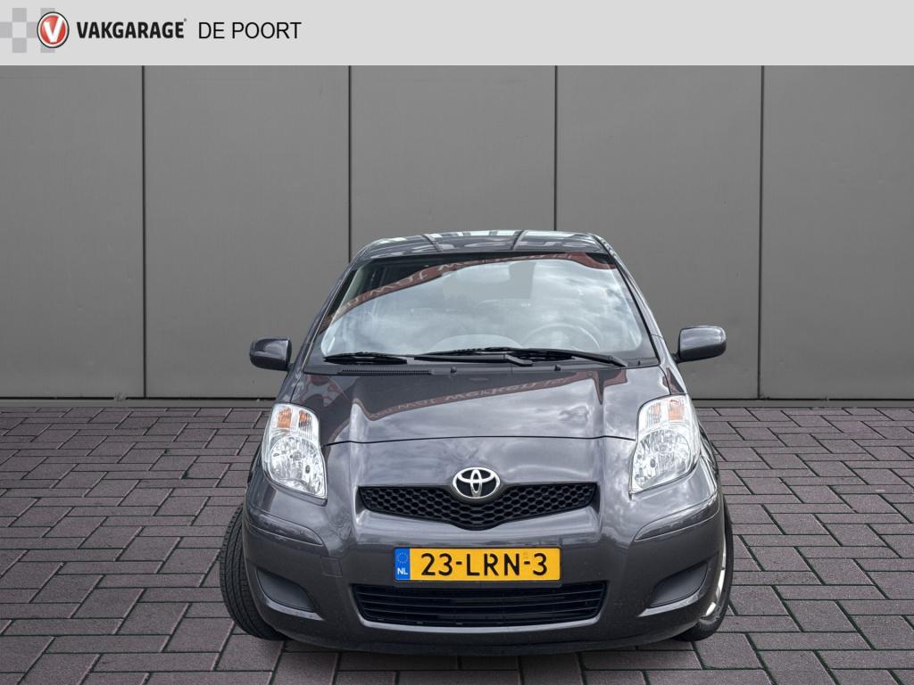 Toyota Yaris 1.3 vvti dynamic | airco | lm velgen
