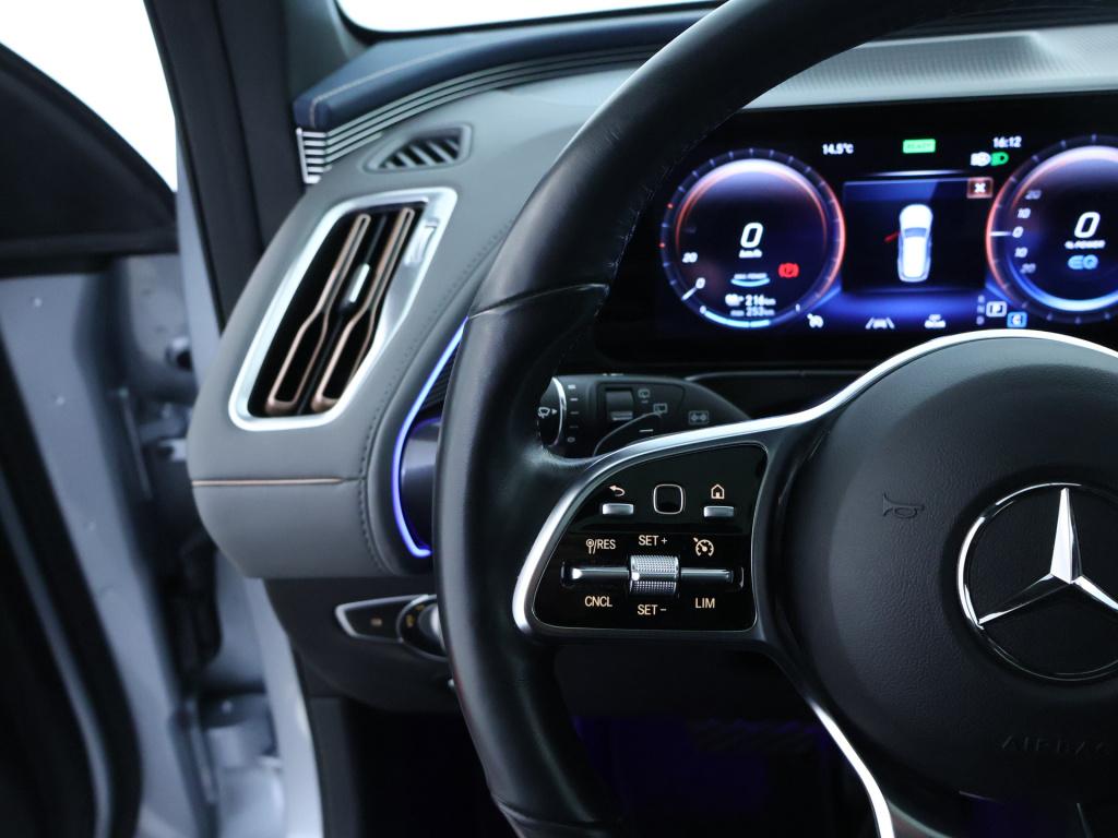 Mercedes-Benz Eqc 400 4matic luxury line 80kw | panoramadak | stoelverwarmi