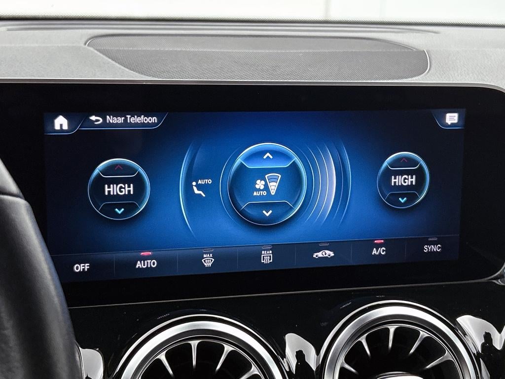 Mercedes-Benz Glb 200 advantage | sfeerverlichting | led | alarm | augmente