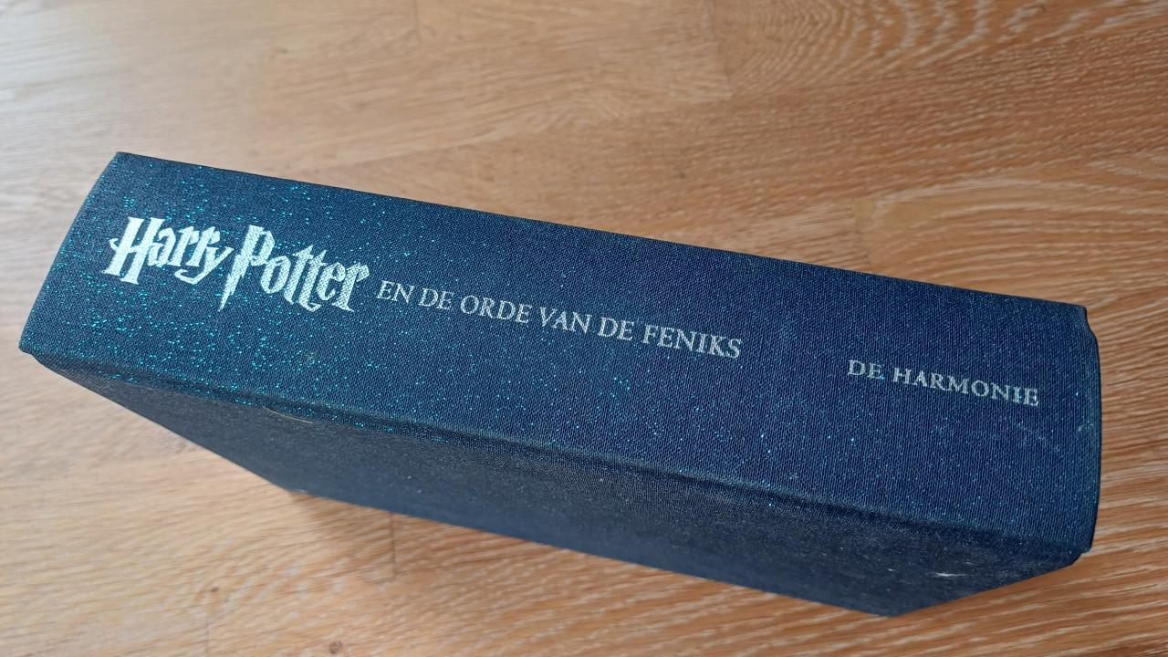 Harry Potter en de Orde van de Feniks (hardcover)