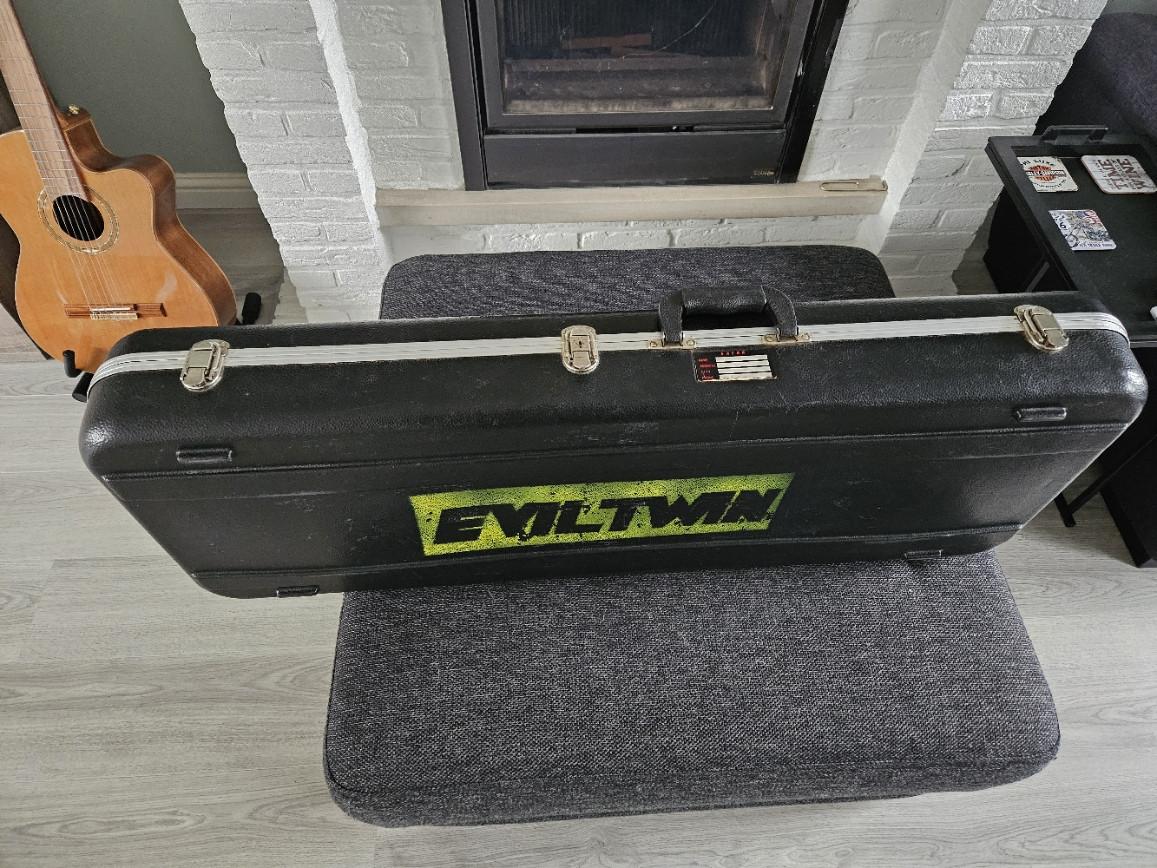 Ibanez RG 370 DX Met Versterker En Toebehoren Te Koop.