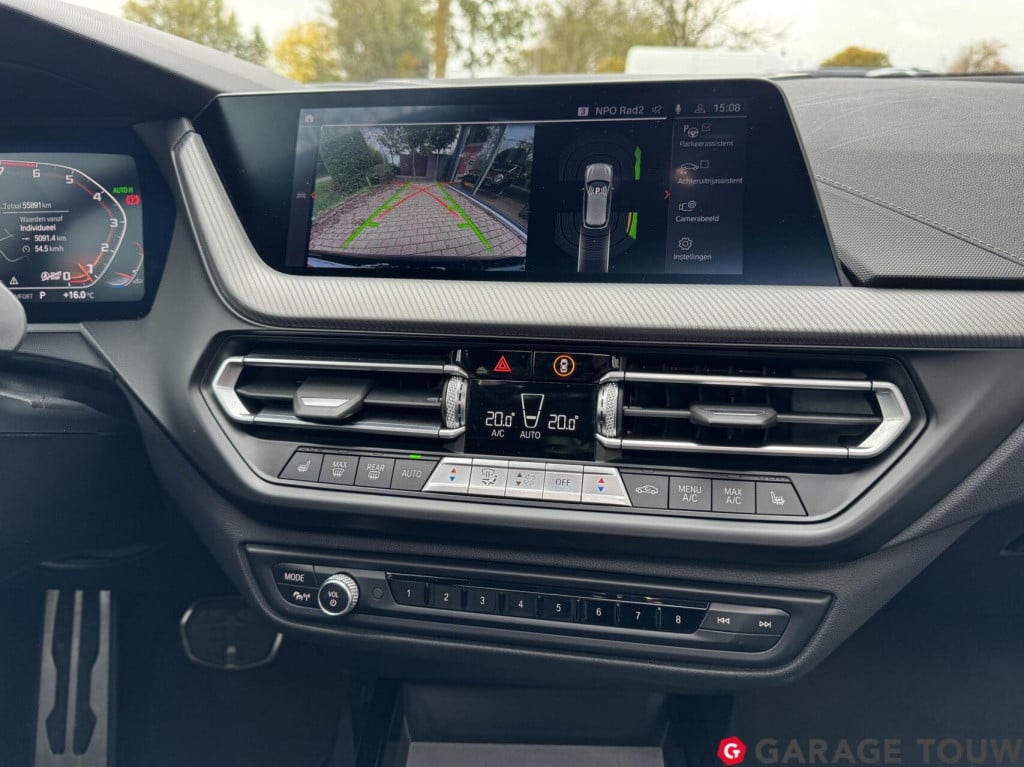 BMW 1 Serie m135i xdrive high executive edition pano orig.nl