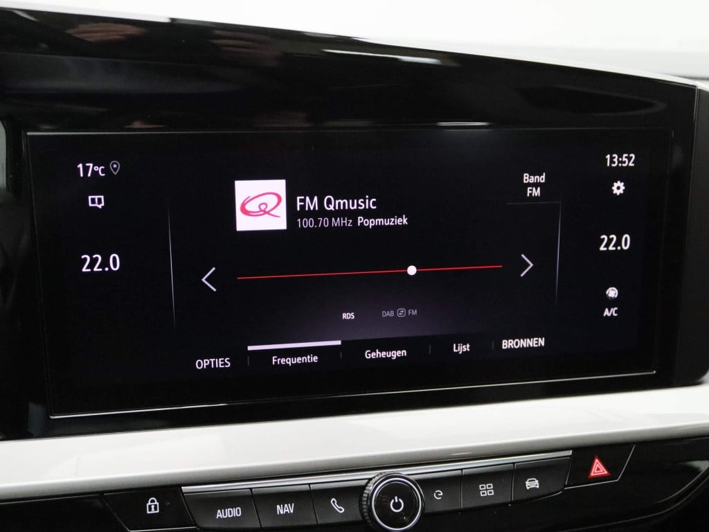 Opel Mokka-e elegance 50-kwh | navi | ecc | pdc | cam | lmv |