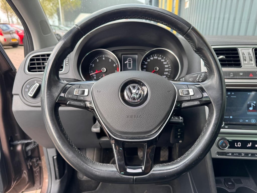 Volkswagen Polo 1.2 tsi first ed.