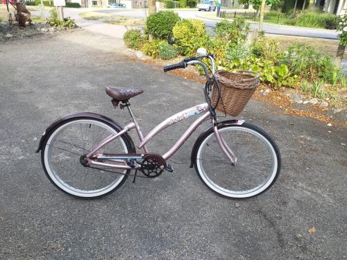 ""MOOIE MEISJES CRUISER 26" MET MAND EN EN VERSNELLINGEN""