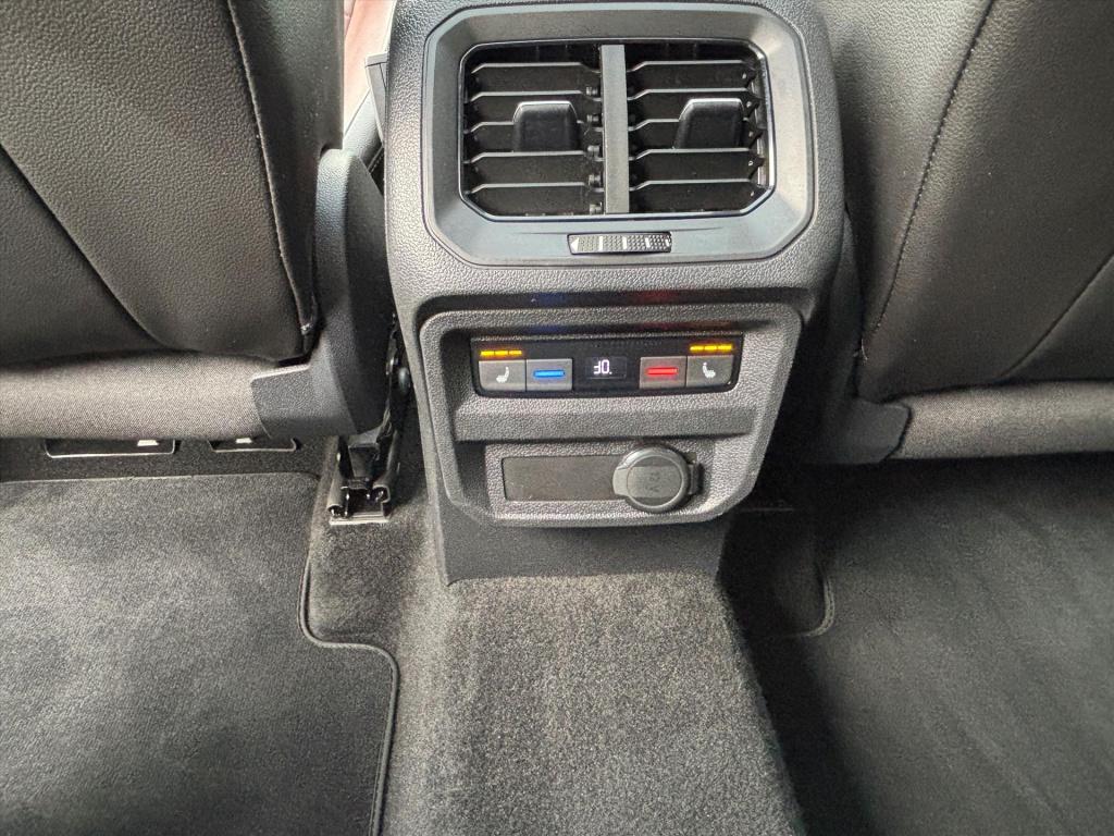 Volkswagen Tiguan 1.4 tsi ehybrid elegance 245pk dsg 6|panodak|leder| trekh