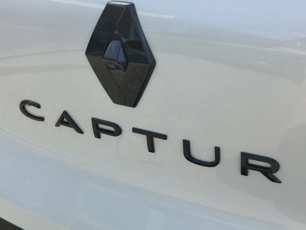 Renault Captur 1.6 e-tech hybrid 145 e-tech engineered