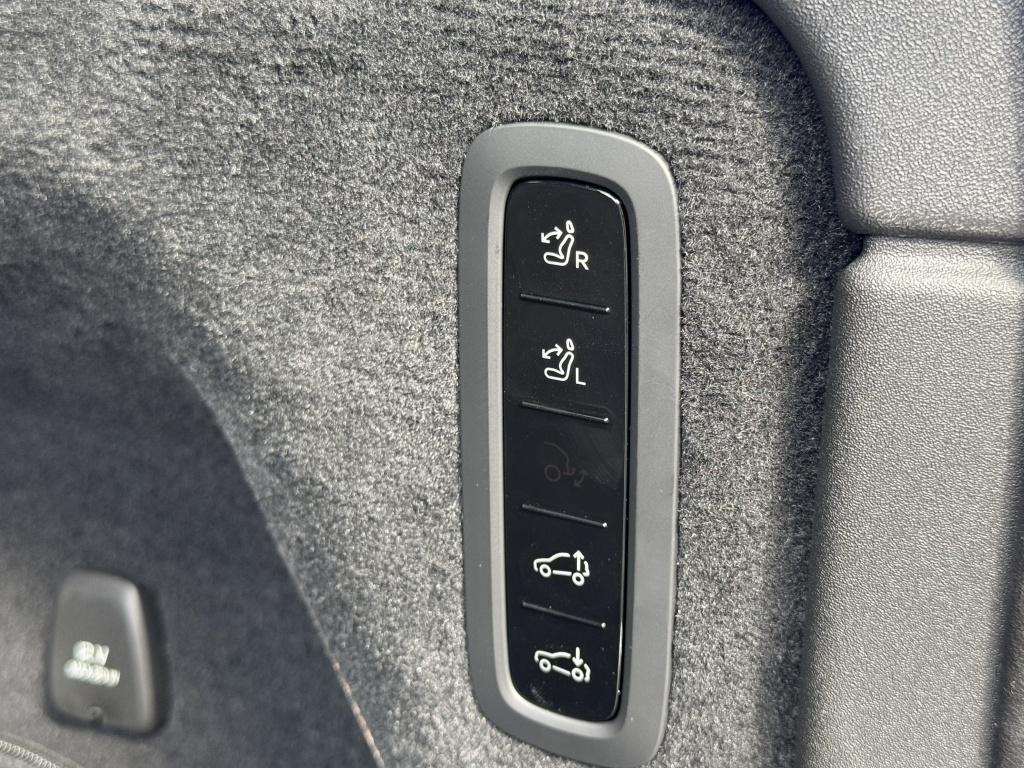 Volvo Ex90 twin ultra perf. 111kwh| b&w sound | luchtvering | new €113.850,