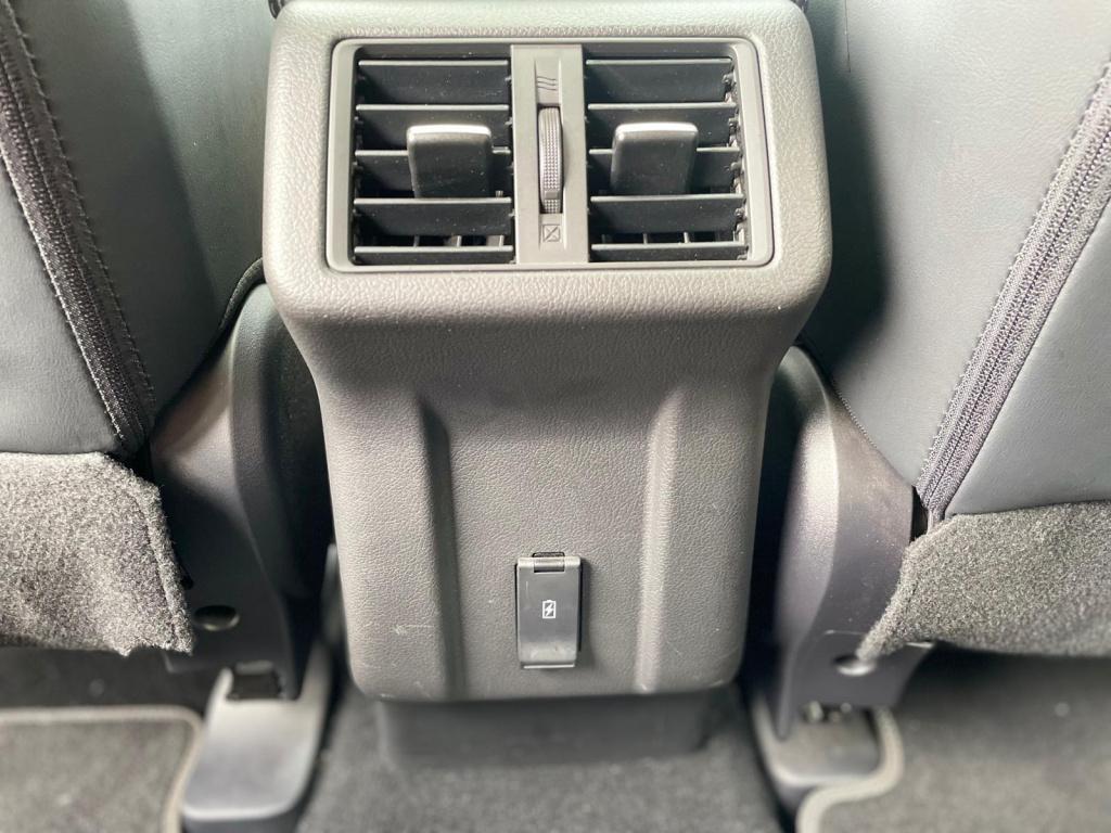 Mitsubishi Outlander 2.4 phev intense+