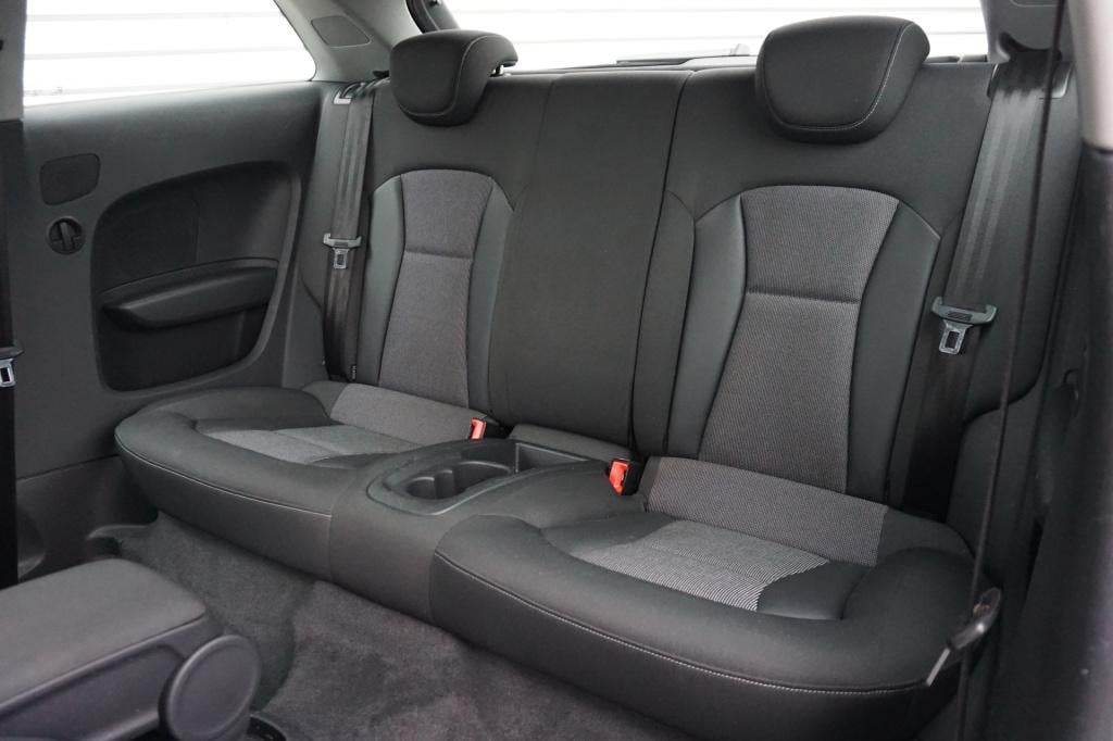 Audi A1 1.4 tfsi ambition pro line business airco / navi / cruise / elektr.