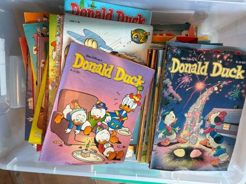 Donald Duck weekblad, grote hobbybox vol!