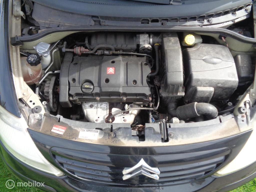 Citroen C3 1.6i-16v exclusive/stuurbekr/airco/trekhaak/apk tot 10-10-2027