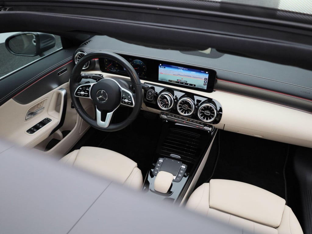 Mercedes-Benz Cla shooting brake 200 business solution luxury | automaat | 