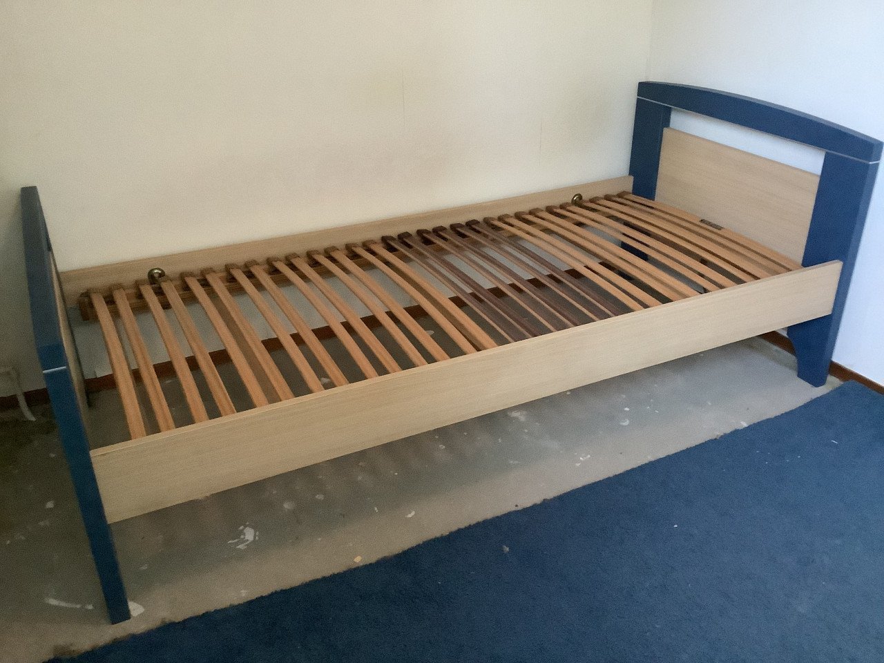 Eenpersoonsbed te koop