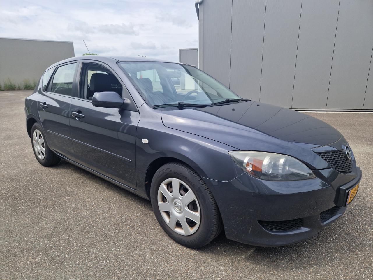 Mazda 3 Sport 1.6 Touring