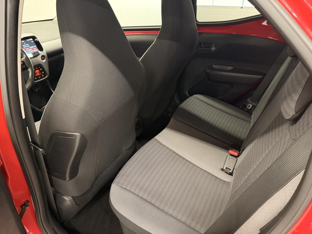 Toyota Aygo 1.0 vvt-i x-joy