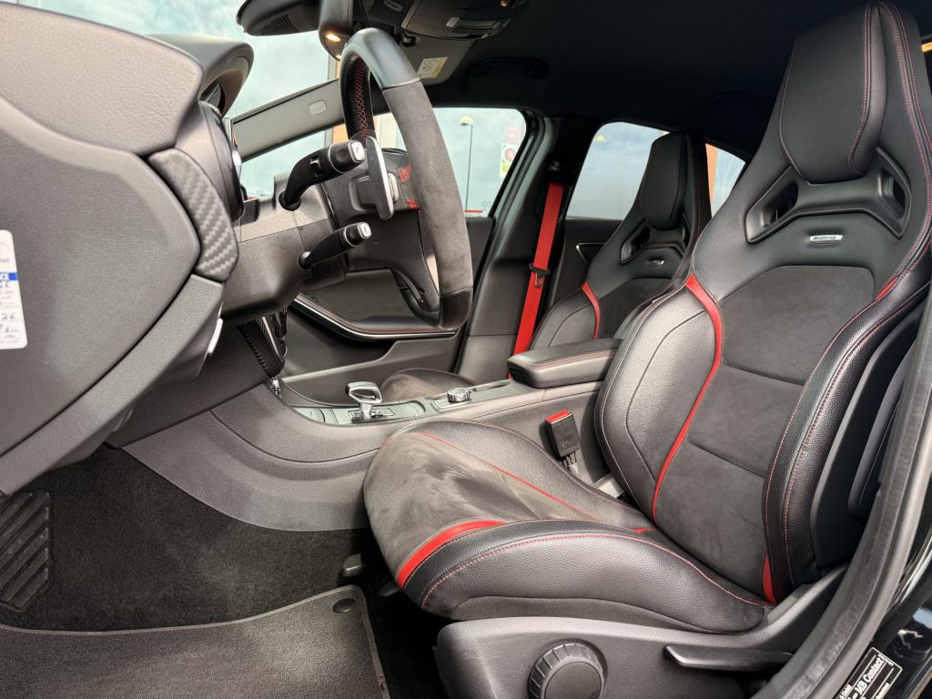 Mercedes-Benz A-Klasse amg 45 4matic | stoelverwarming | kuipstoelen | acht