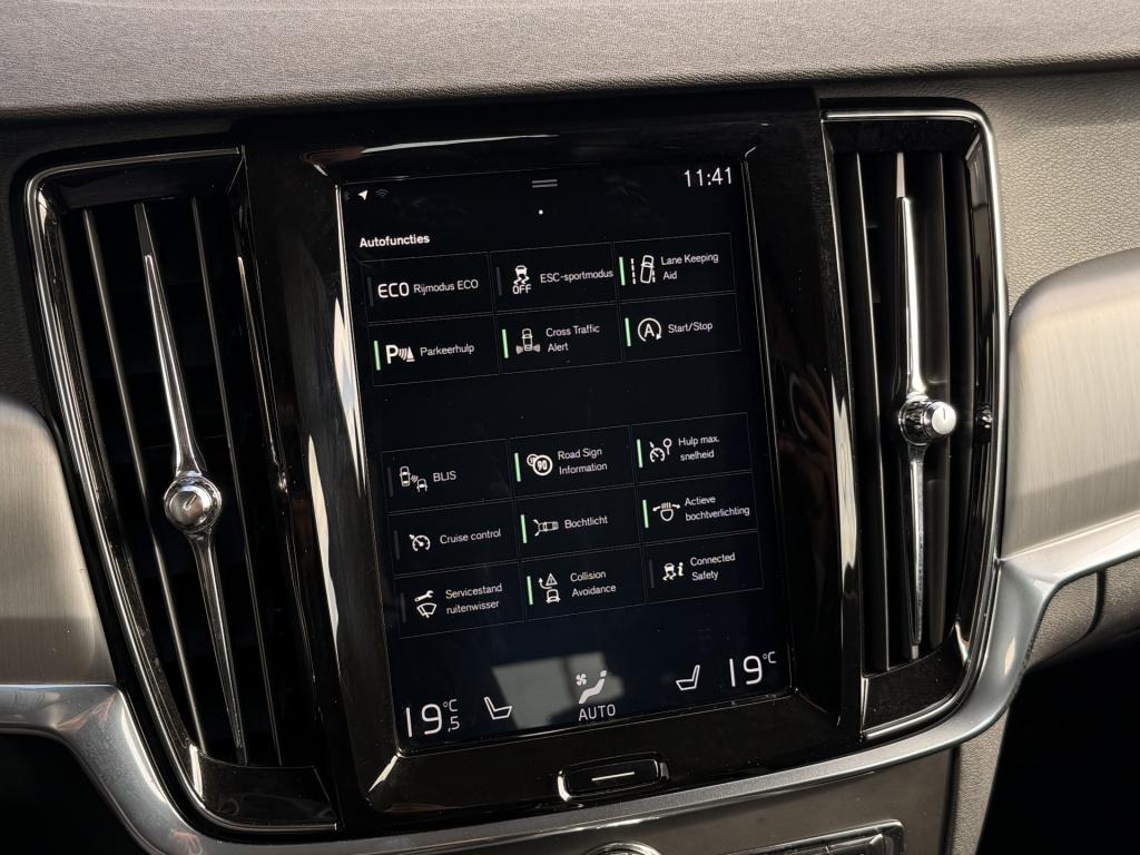 Volvo V90 2.0 t4 momentum | apple carplay | acc | elek. trekhaak | stoel/st