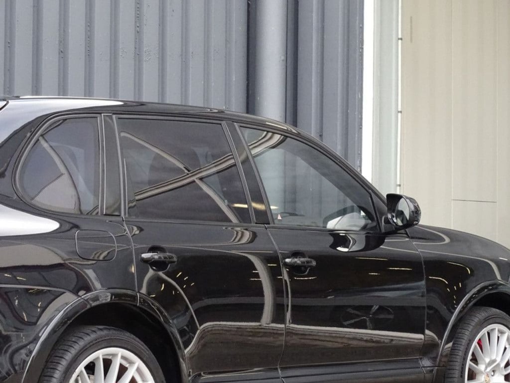 Porsche Cayenne 4.8 turbo 500pk | pano