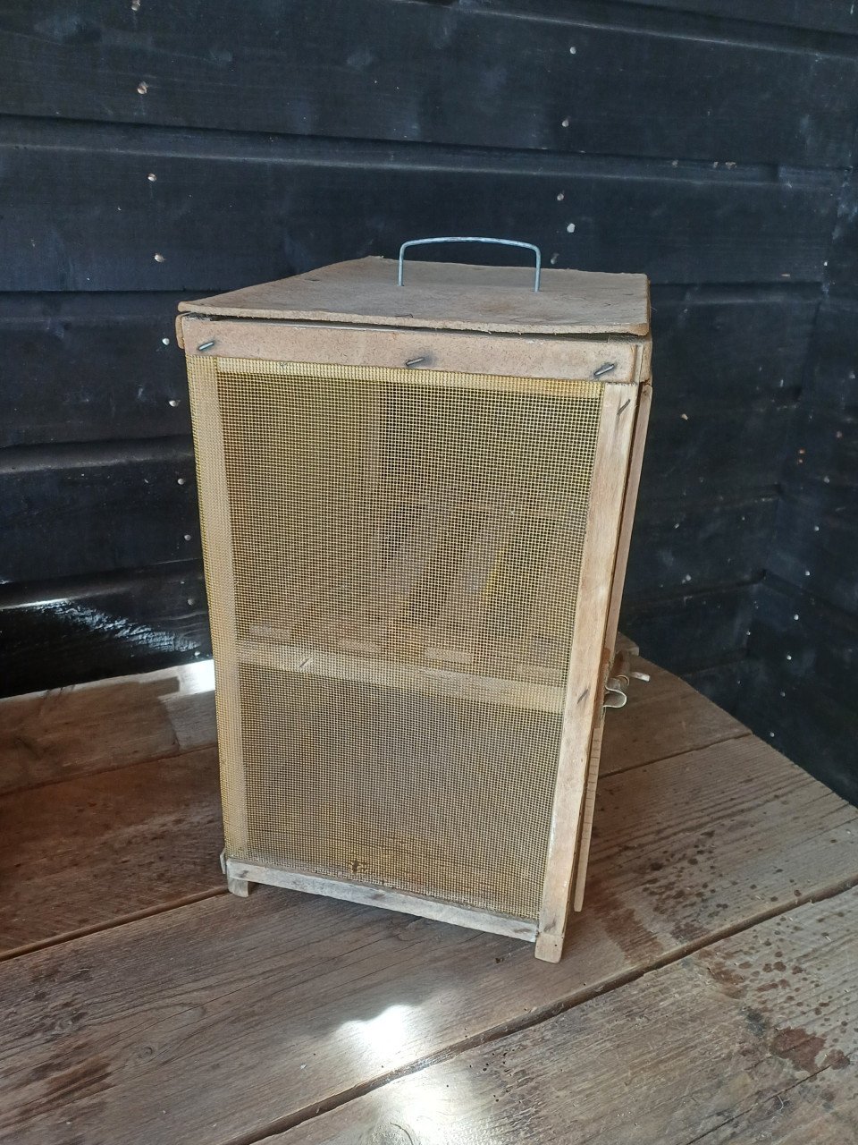 Brocante vliegenkastje
