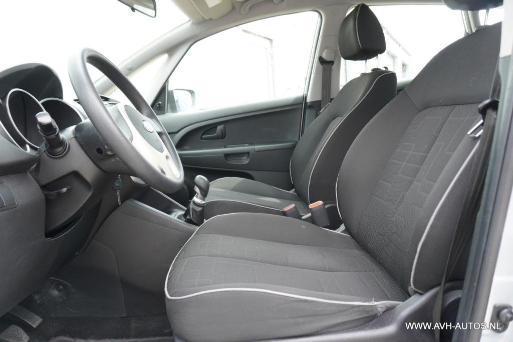 Kia Venga 1.4 cvvt x-tra