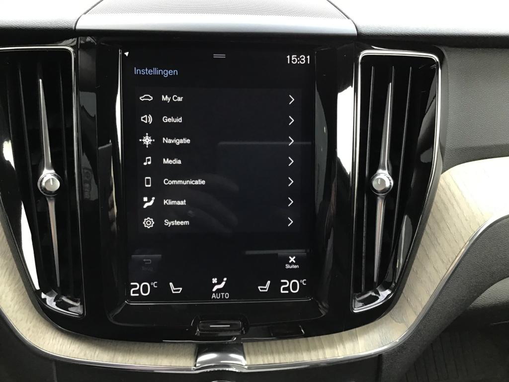 Volvo XC60 t5 254pk awd inscription| panodak| adap.criose| luchtvering| tre