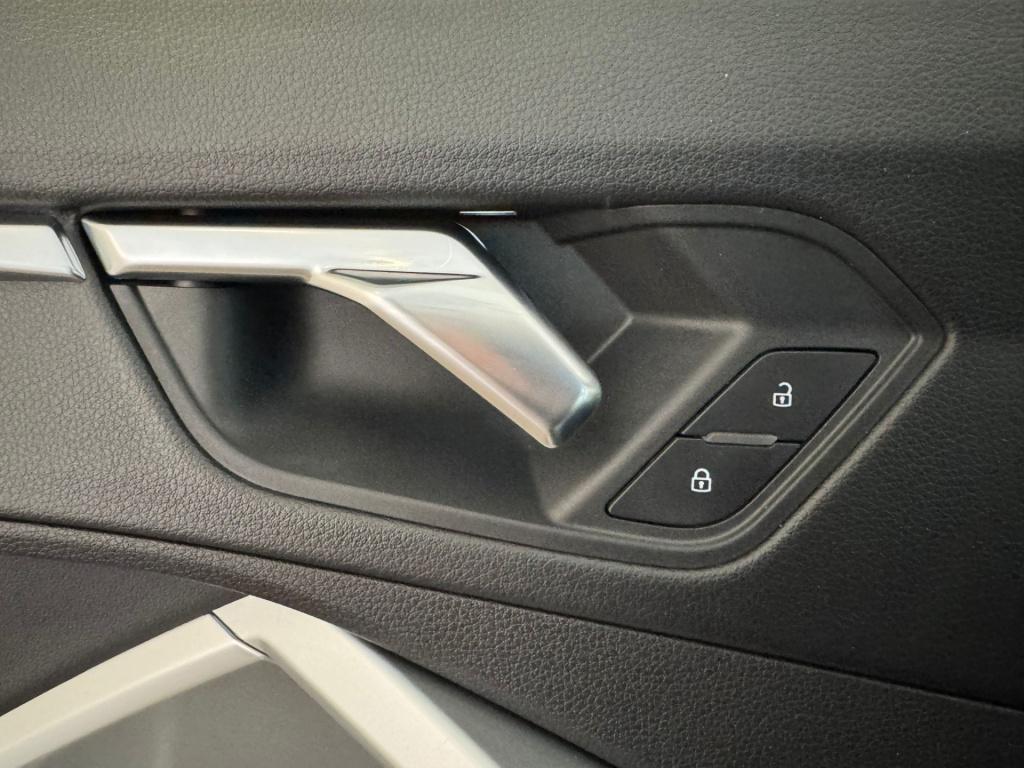 Audi Q3 35 tfsi advanced