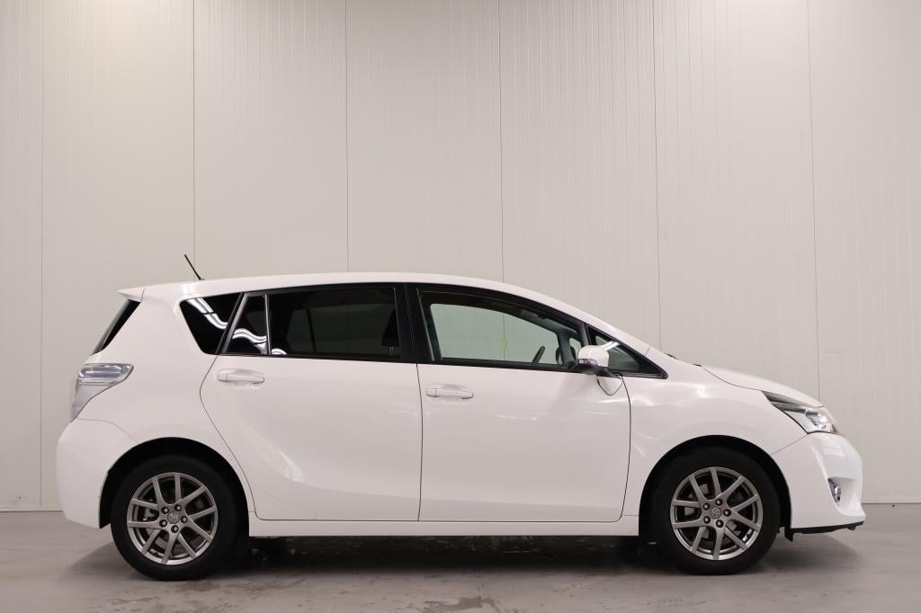 Toyota Corolla Verso 1.6 vvt-i business