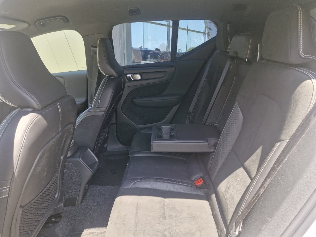 Volvo XC40 2.0 t4 r-design