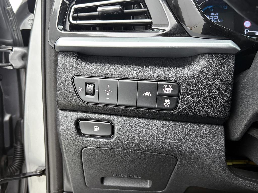 Kia Niro 1.6 gdi hybrid dynamicline nap | btw-voertuig | half-leder