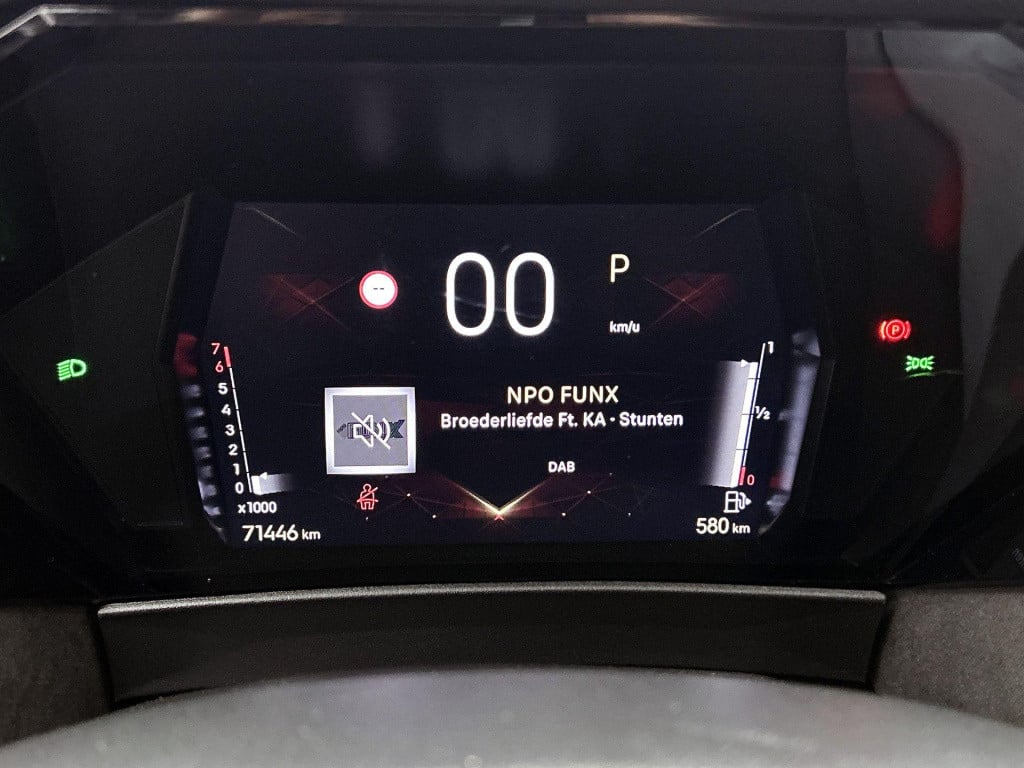 Ds Ds 4 1.2 puretech performance line | automaat | lmv | leder | trekhaak |